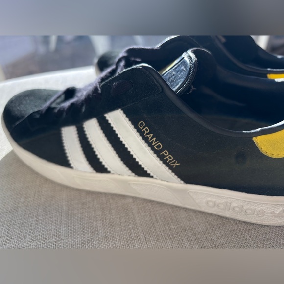 Vintage Adidas Originals Grand Prix men’s sneakers discontinued - Picture 9 of 11